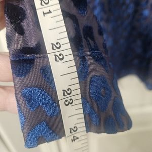 Blue velvet burn out leopard pattern shirt